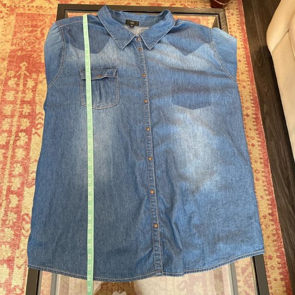 Women’s Denim shirt - Picture 3 of 4